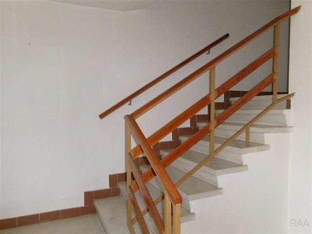 schodiště 2.NP [22/46]