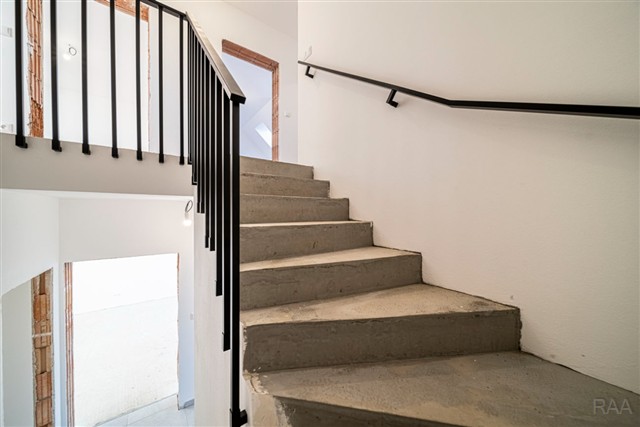 schodiště do patra [12/20]